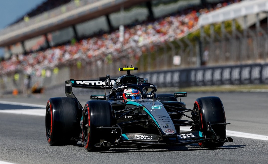 F1 TRACK APEX & FASHION LEGACY 